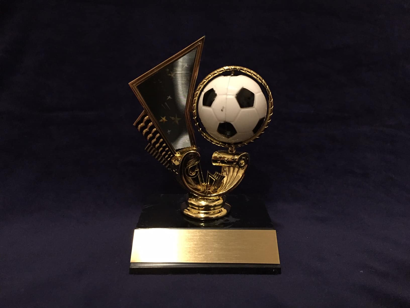 FOOTBALL SOCCER CRYSTAL BLUE AWARD BOOT AND BALL TROPHY ENGRAVED FREE TROPHIES 